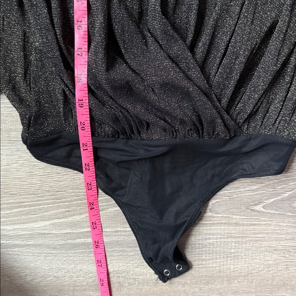NEW Abercrombie & Fitch Long-Sleeve Draped Deep-V Bodysuit Small - Picture 9 of 9